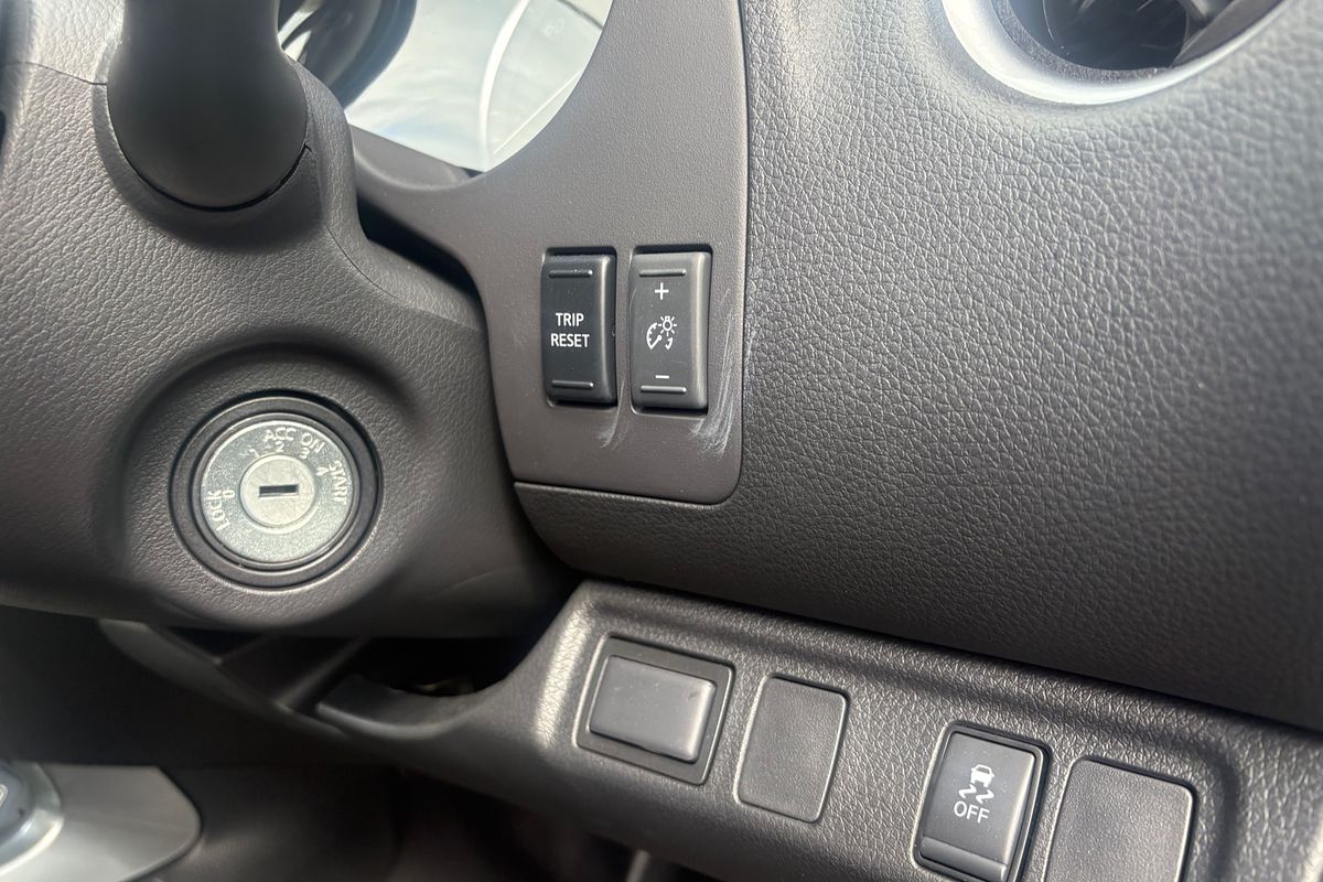 2024 Nissan Navara SL D23 4X4