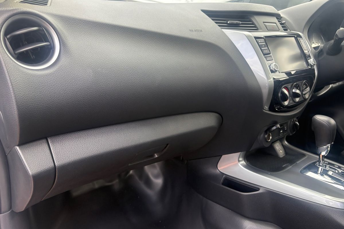 2024 Nissan Navara SL D23 4X4
