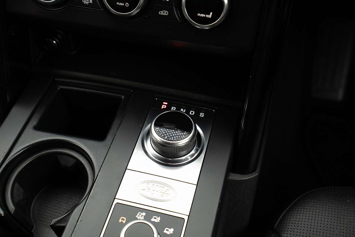 2018 Land Rover Discovery SD4 SE Series 5
