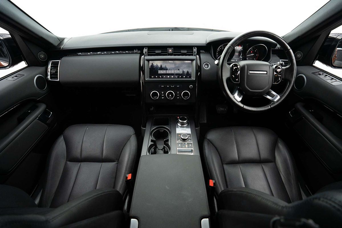 2018 Land Rover Discovery SD4 SE Series 5