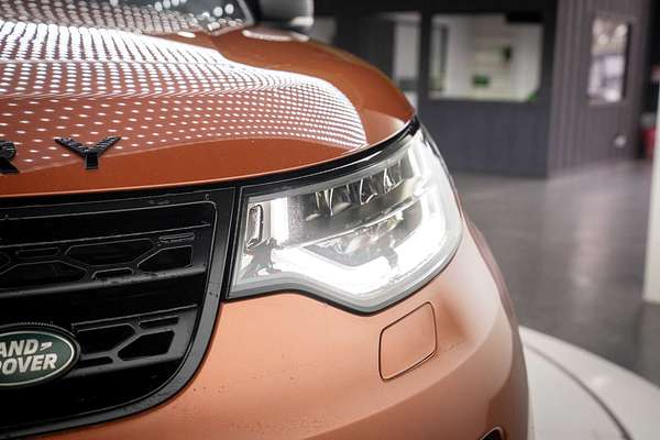 2018 Land Rover Discovery SD4 SE Series 5