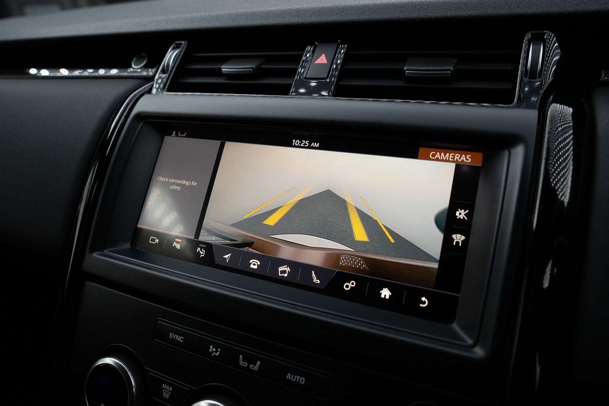 2018 Land Rover Discovery SD4 SE Series 5