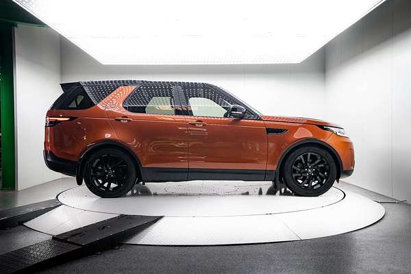 2018 Land Rover Discovery SD4 SE Series 5