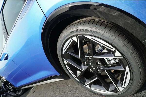 2025 Kia K4 GT-Line CL4m