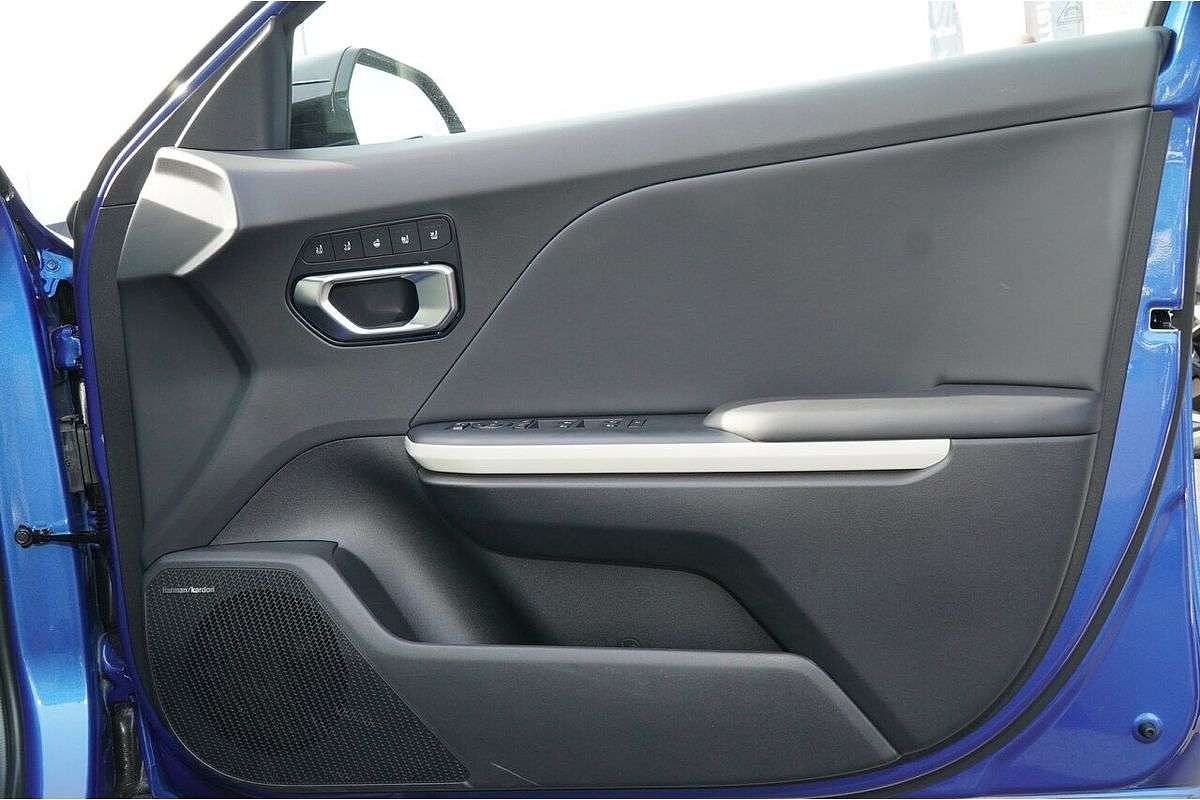 2025 Kia K4 GT-Line CL4m