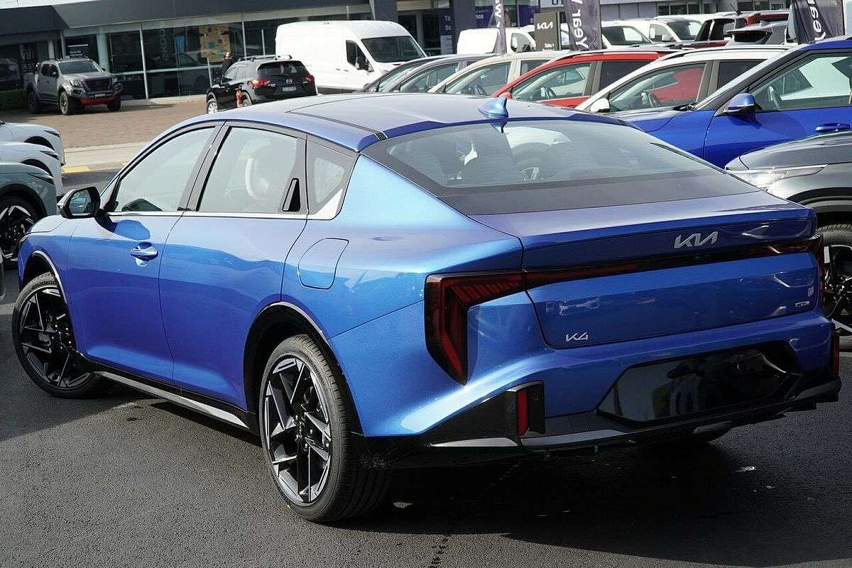 2025 Kia K4 GT-Line CL4m
