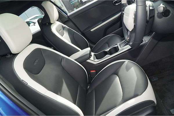 2025 Kia K4 GT-Line CL4m