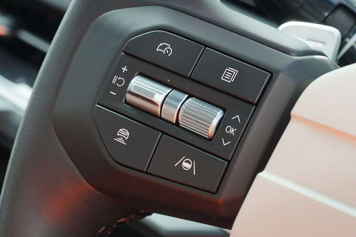 2025 Kia K4 GT-Line CL4m