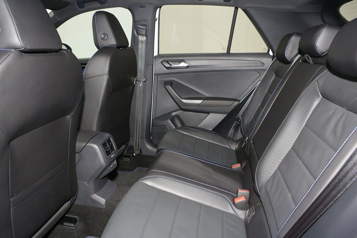 2023 Volkswagen T-Roc R D11