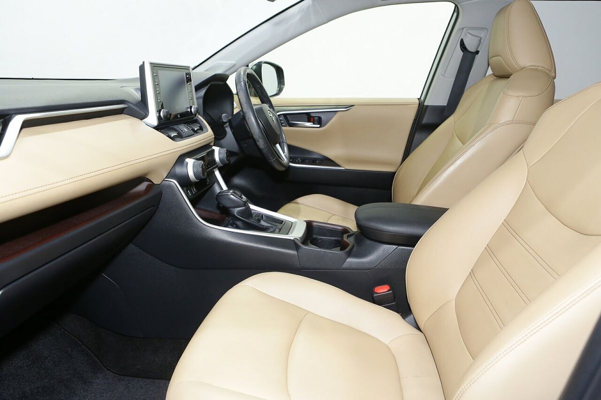 2019 Toyota RAV4 Cruiser MXAA52R