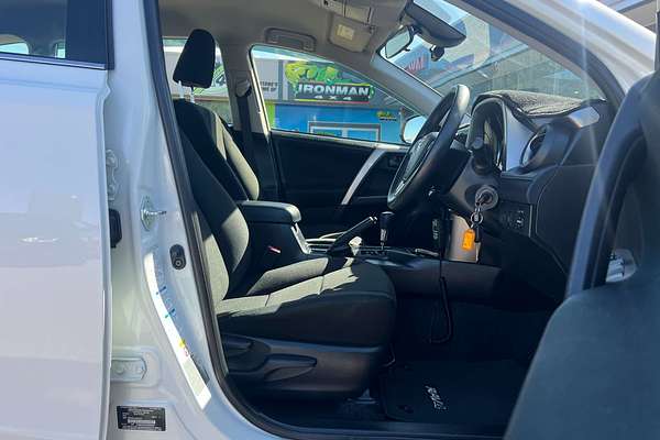 2018 Toyota RAV4 GX ASA44R