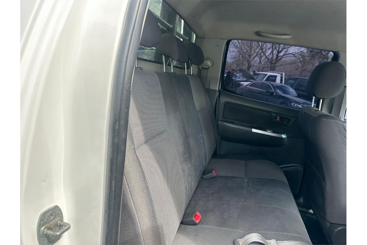2011 Toyota Hilux SR KUN26R 4X4
