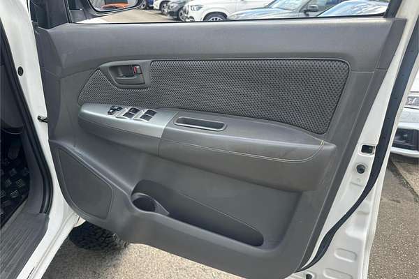 2011 Toyota Hilux SR KUN26R 4X4