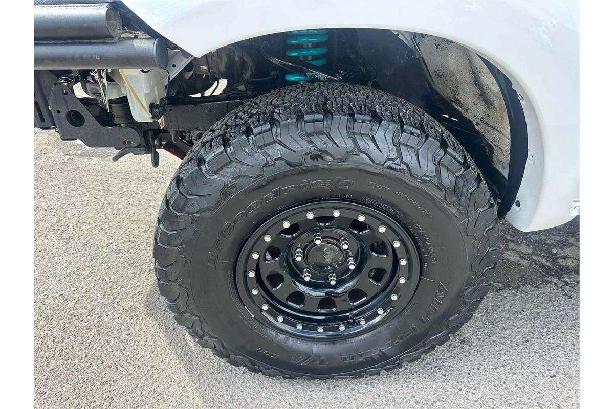2011 Toyota Hilux SR KUN26R 4X4