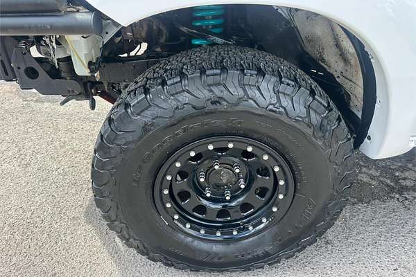2011 Toyota Hilux SR KUN26R 4X4