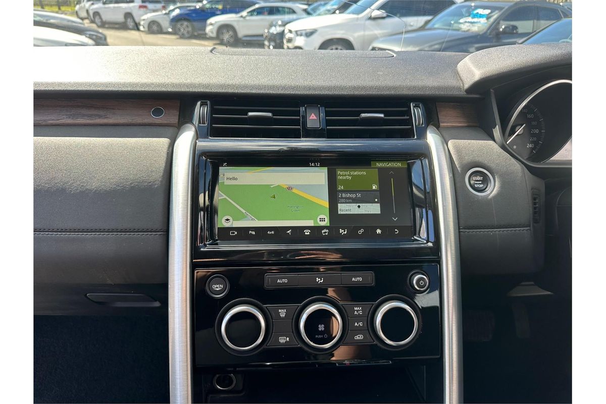 2017 Land Rover Discovery TD6 First Edition Series 5