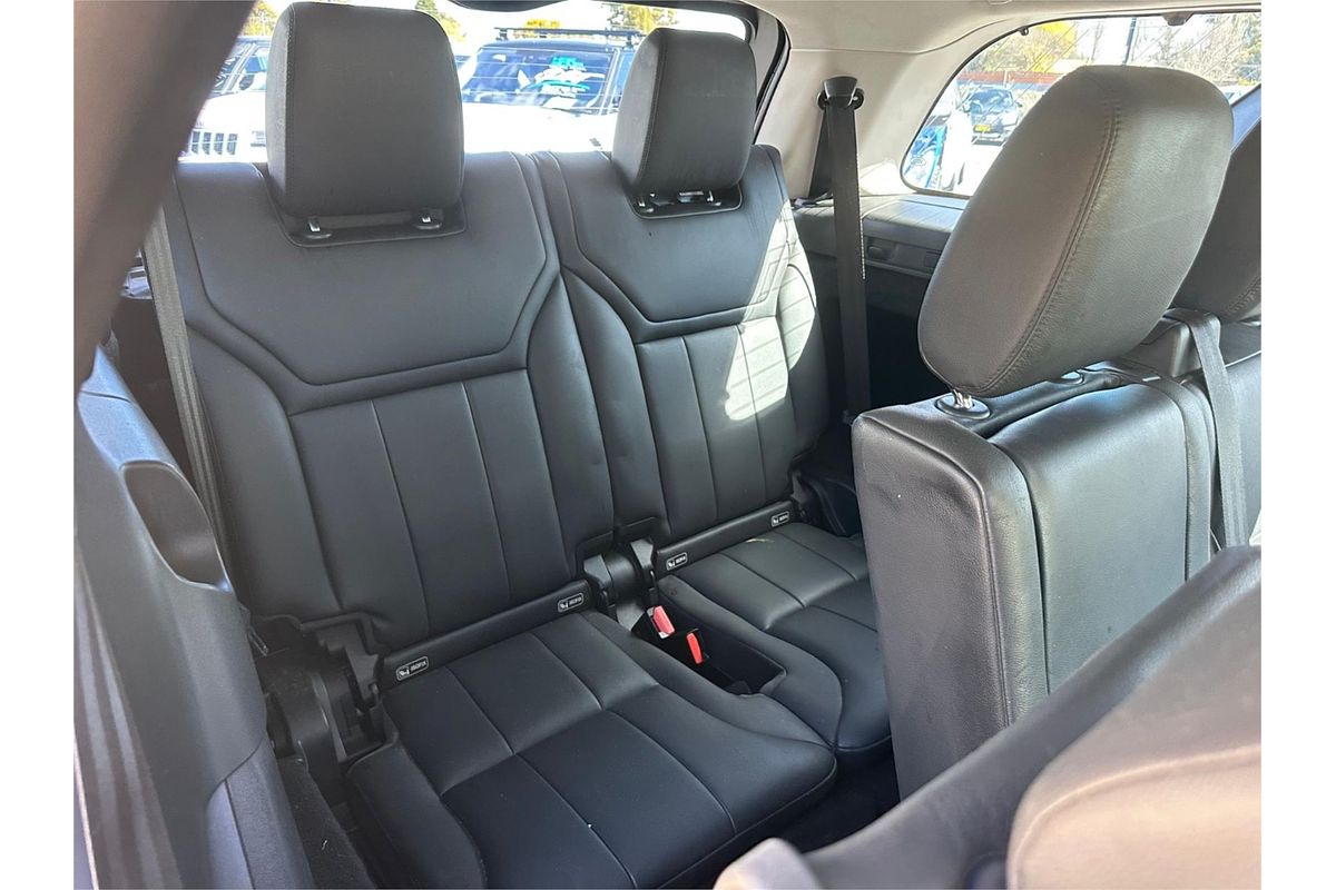 2017 Land Rover Discovery TD6 First Edition Series 5