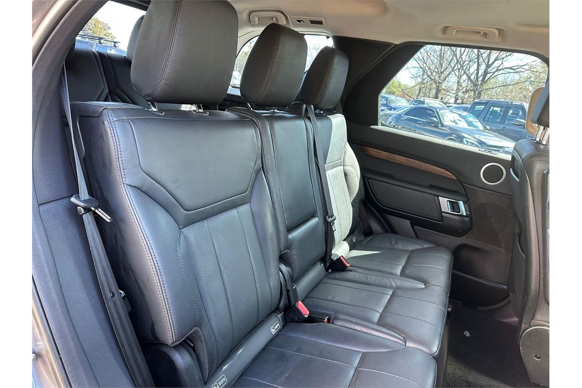 2017 Land Rover Discovery TD6 First Edition Series 5