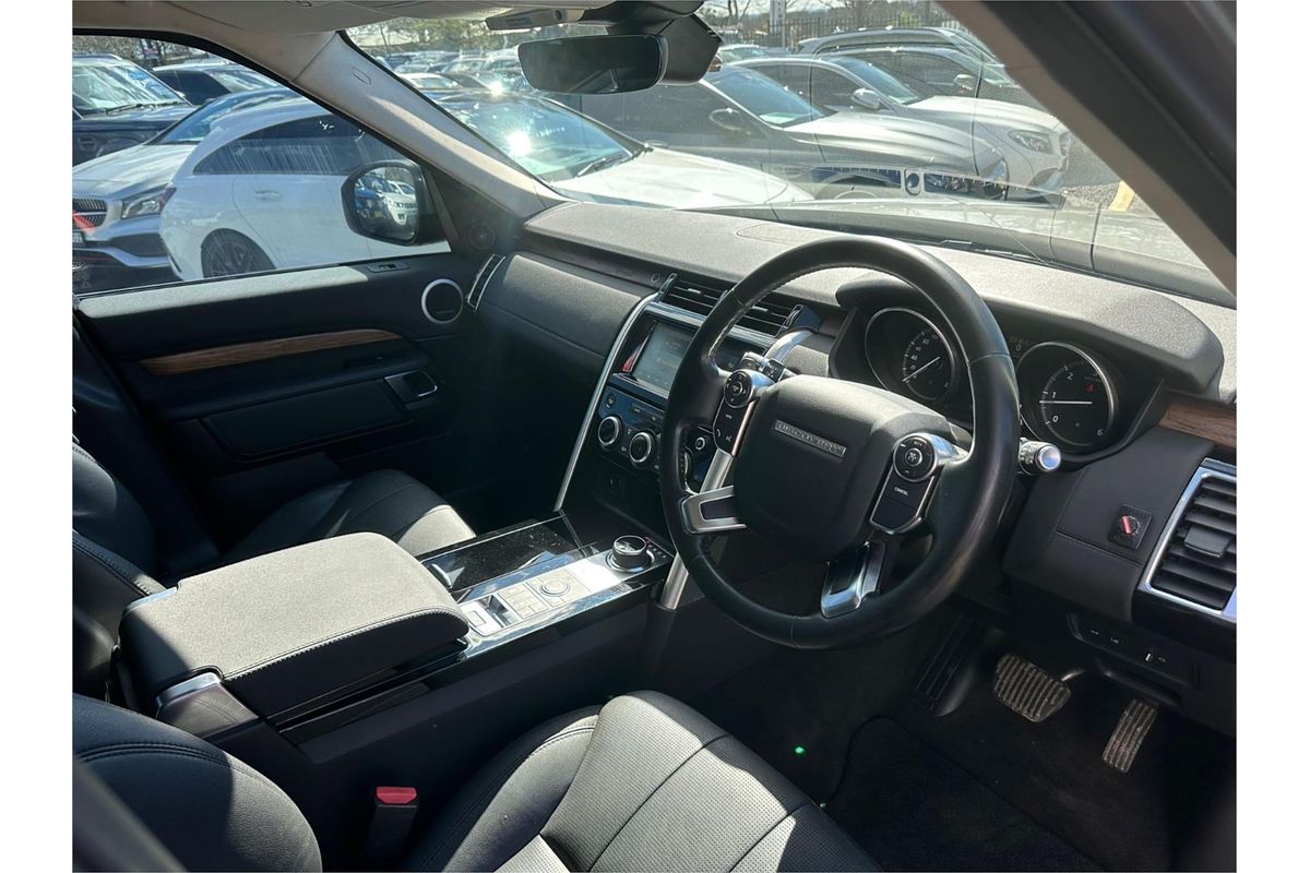 2017 Land Rover Discovery TD6 First Edition Series 5