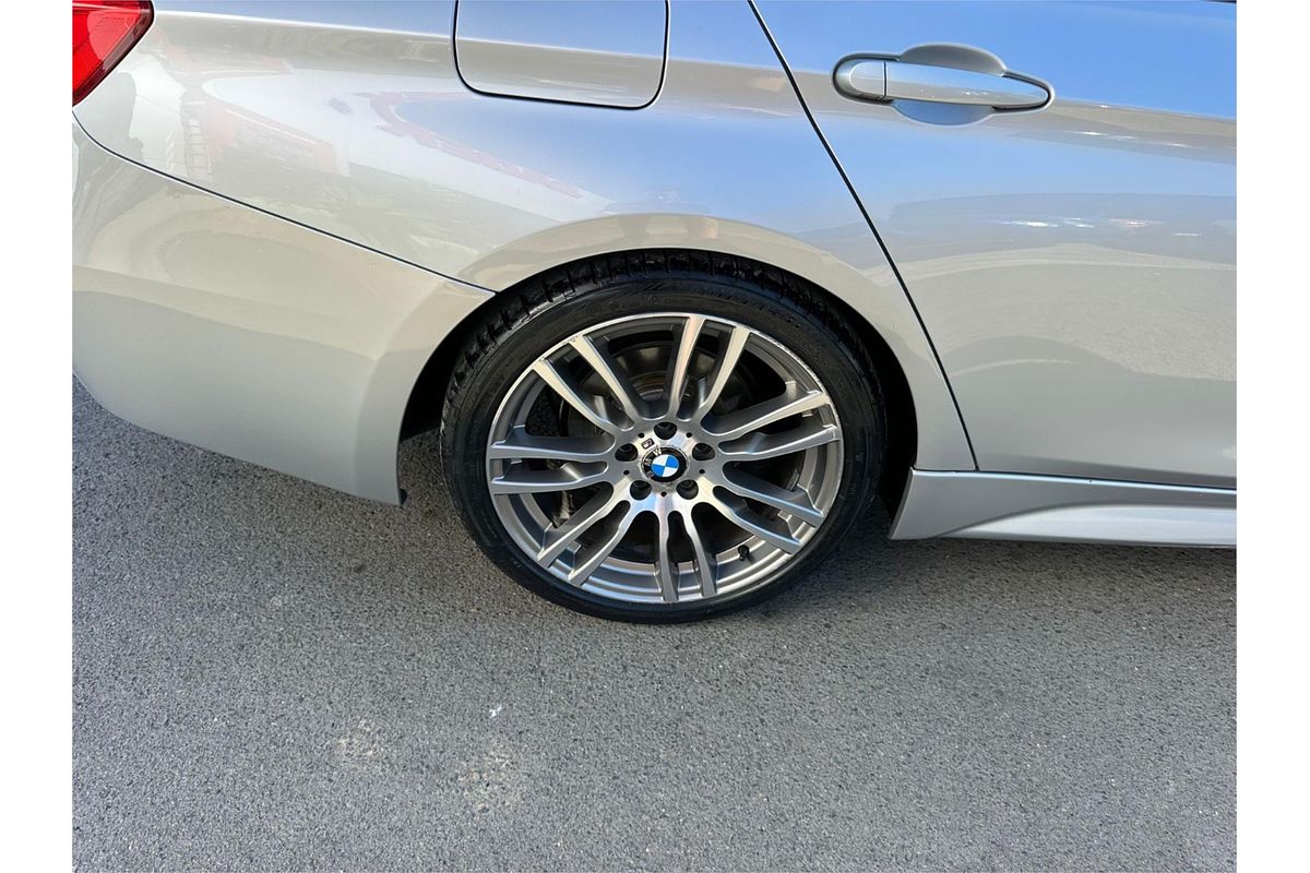 2013 BMW 3 Series 320i F30