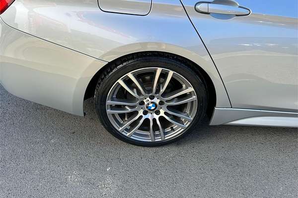 2013 BMW 3 Series 320i F30