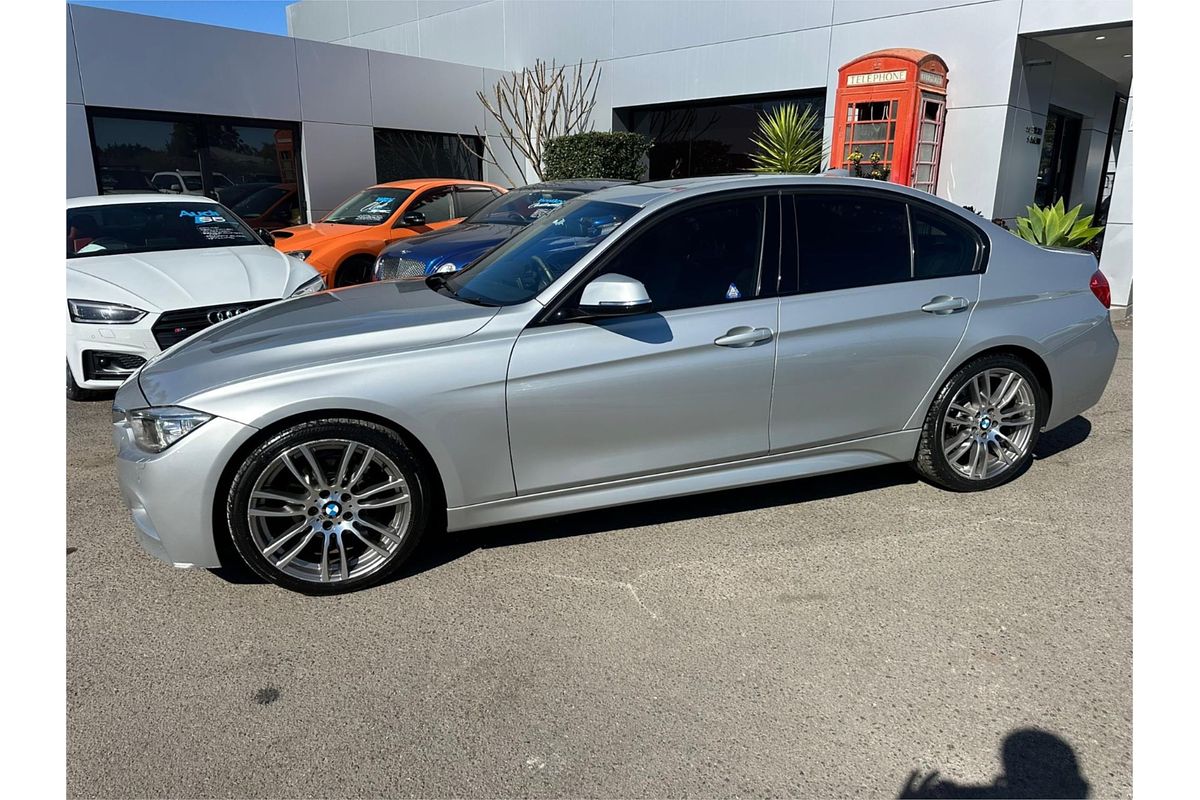 2013 BMW 3 Series 320i F30