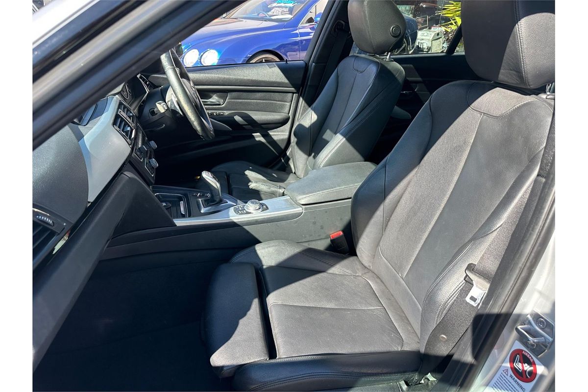 2013 BMW 3 Series 320i F30