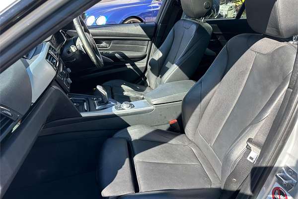 2013 BMW 3 Series 320i F30