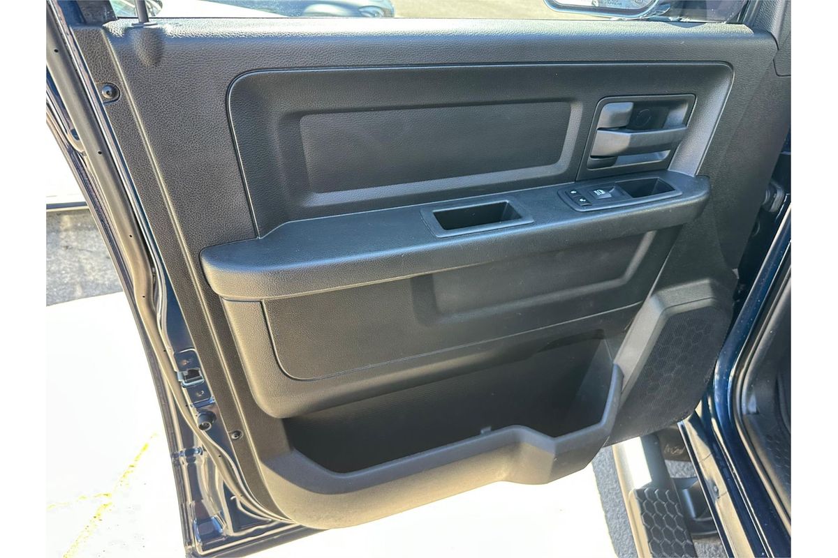 2019 RAM 1500 Express DS 4X4 SWB