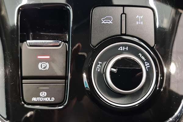 2024 Isuzu MU-X LS-T