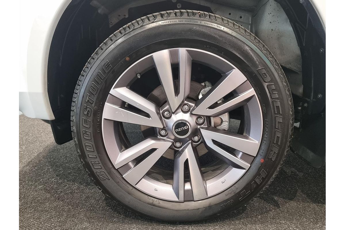 2024 Isuzu MU-X LS-T