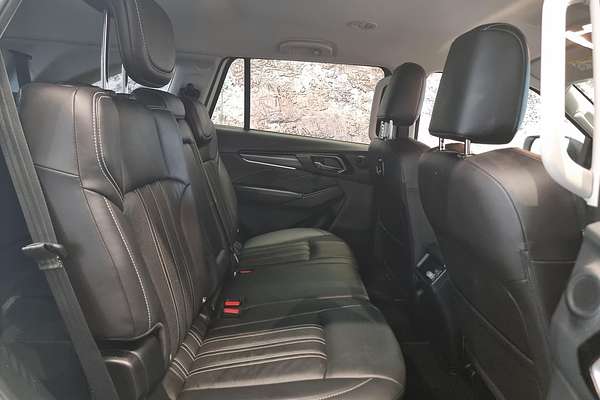 2024 Isuzu MU-X LS-T