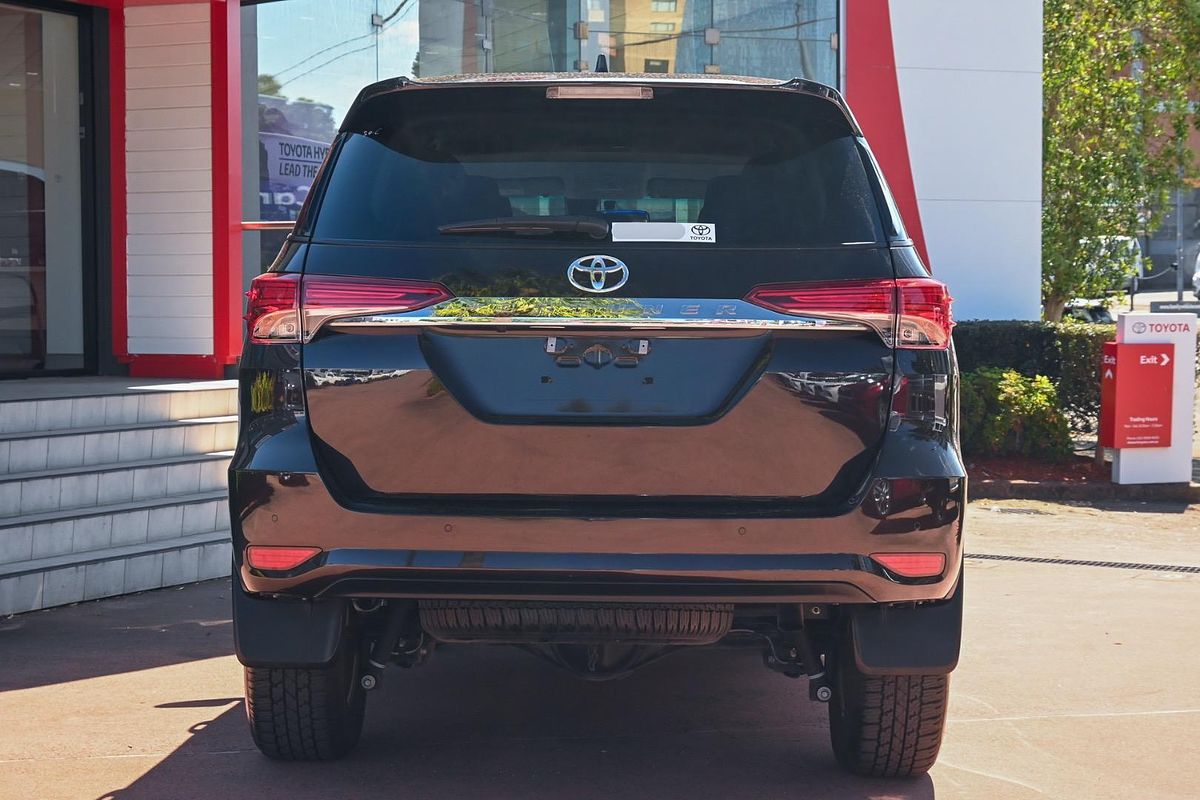 2024 Toyota Fortuner GXL GUN156R