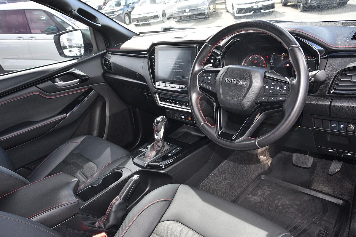 2023 Isuzu D-MAX X-TERRAIN 4X4