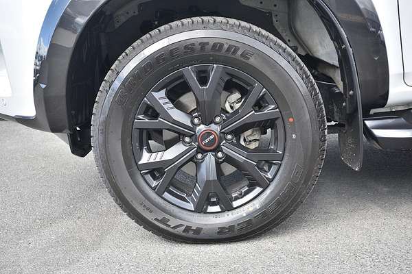 2023 Isuzu D-MAX X-TERRAIN 4X4