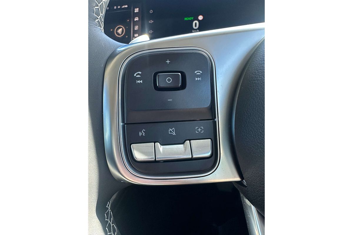 2023 GWM Tank 300 Ultra Hybrid P01