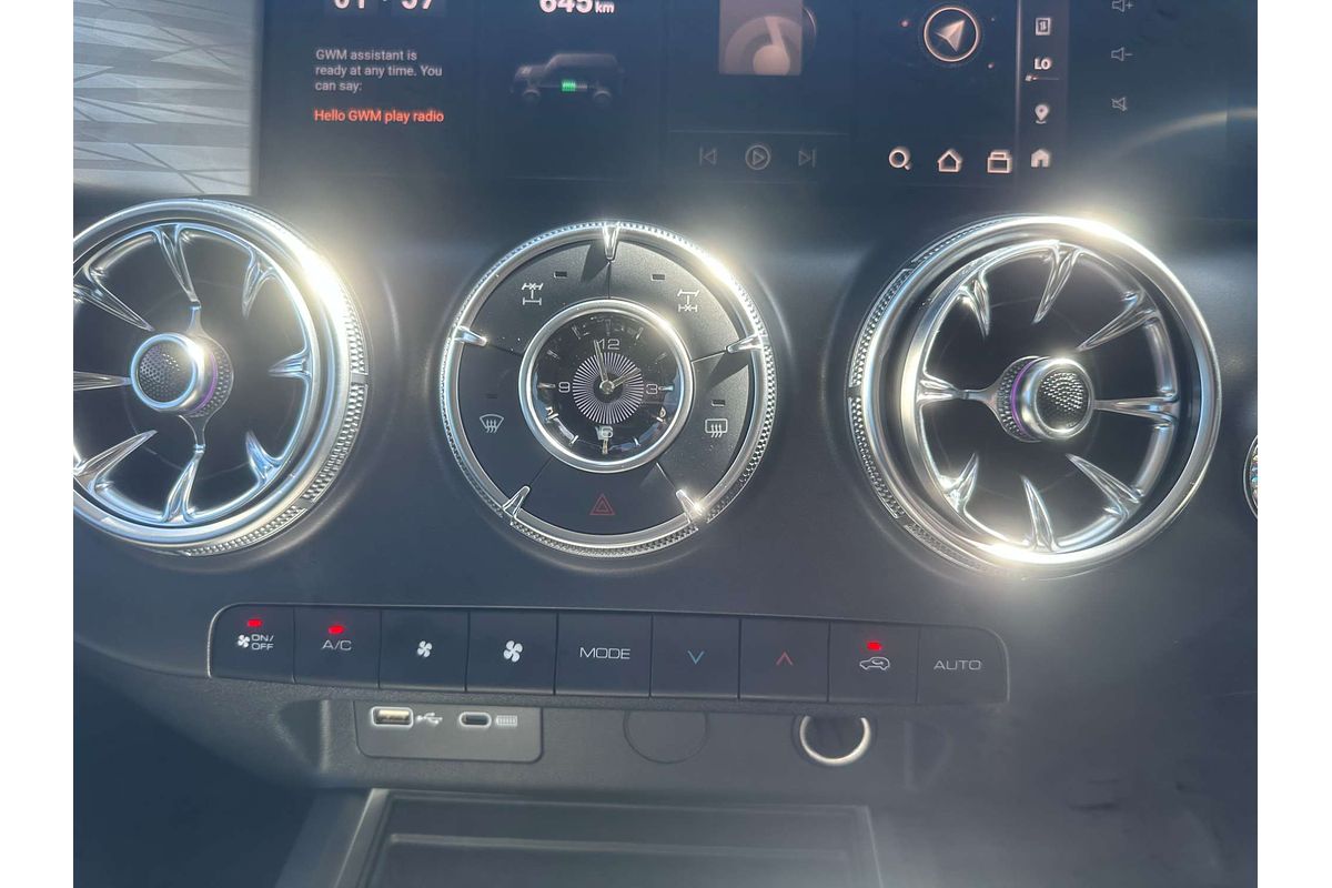 2023 GWM Tank 300 Ultra Hybrid P01