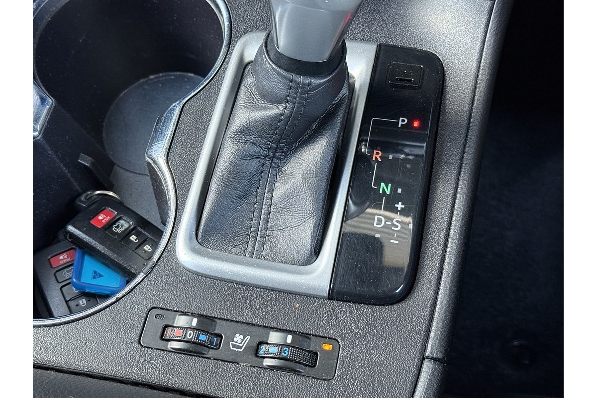 2017 Toyota Kluger Grande GSU55R