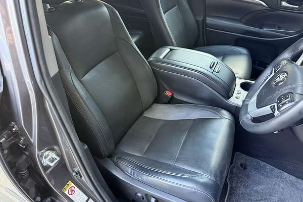 2017 Toyota Kluger Grande GSU55R
