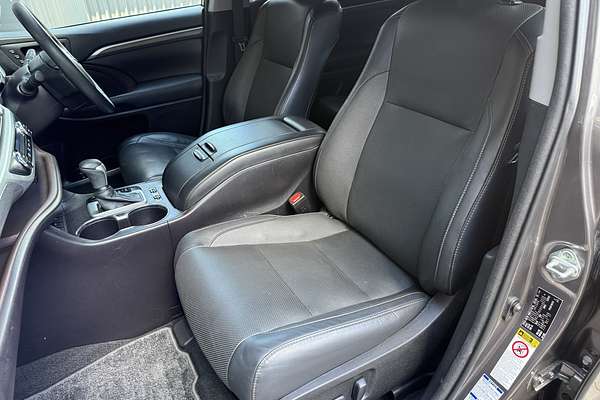 2017 Toyota Kluger Grande GSU55R