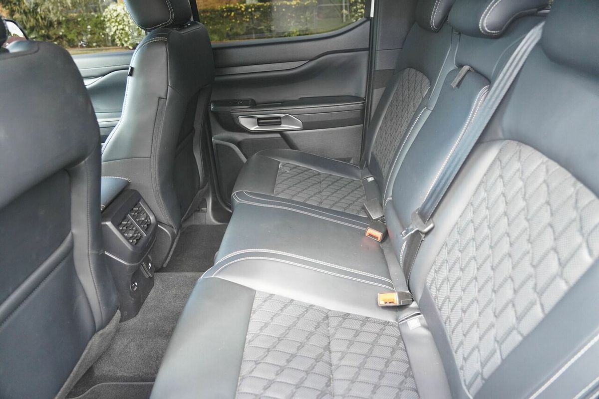 2025 Ford Ranger Platinum 4X4 3.0L