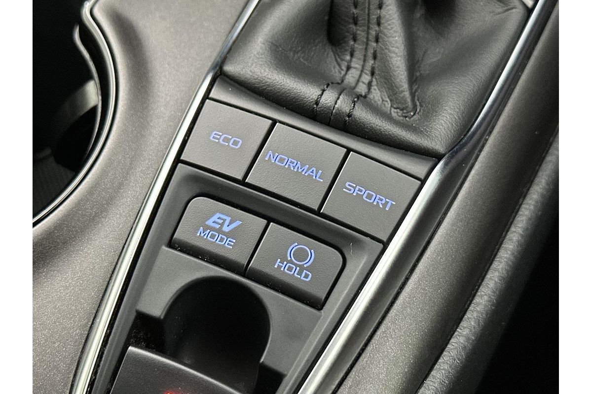 2021 Toyota Camry Ascent AXVH70R