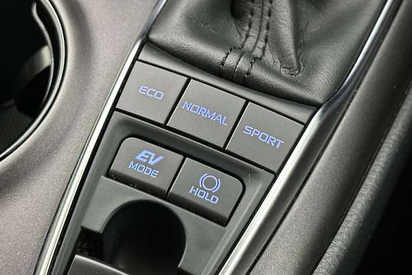 2021 Toyota Camry Ascent AXVH70R