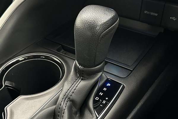 2021 Toyota Camry Ascent AXVH70R