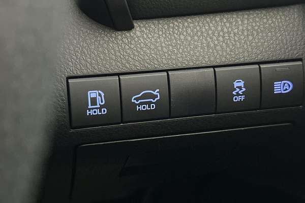 2021 Toyota Camry Ascent AXVH70R