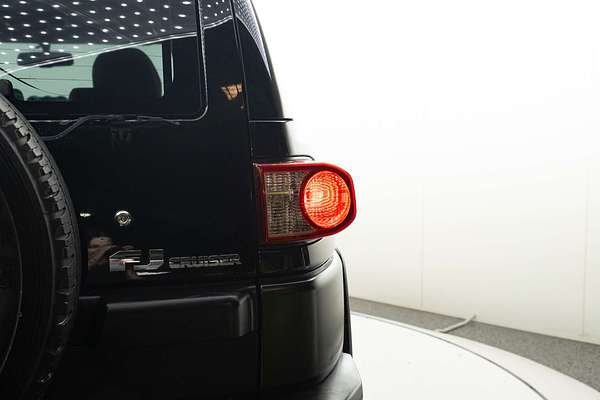 2014 Toyota FJ Cruiser GSJ15R