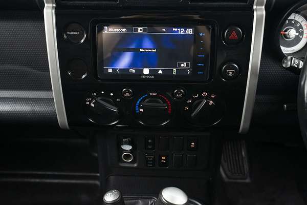 2014 Toyota FJ Cruiser GSJ15R