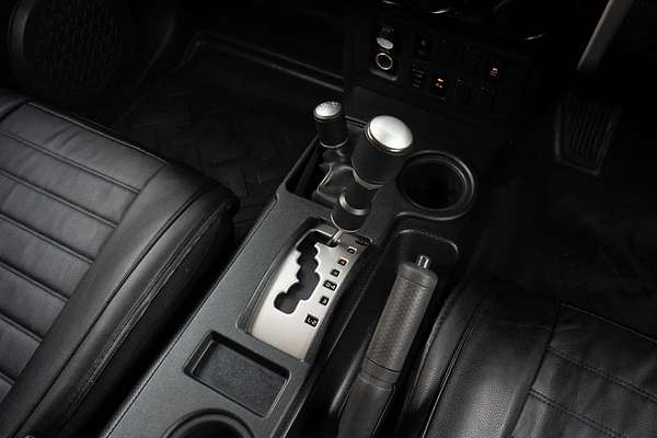 2014 Toyota FJ Cruiser GSJ15R