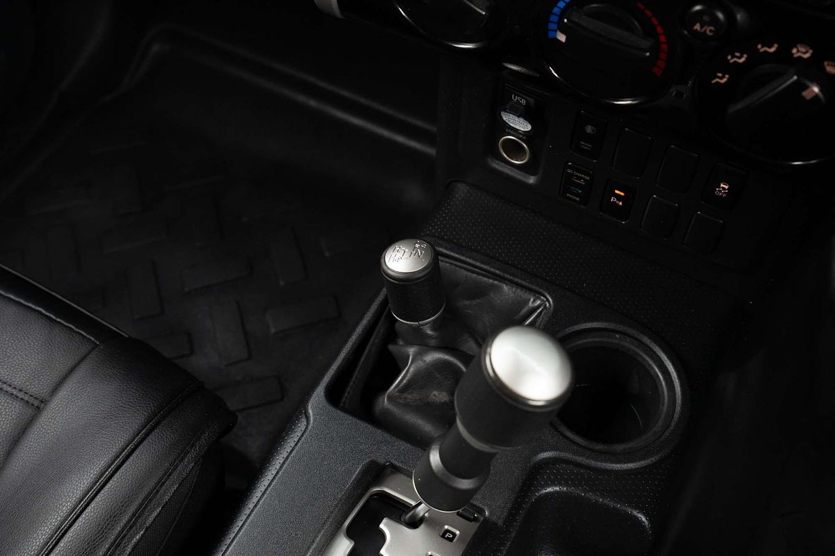 2014 Toyota FJ Cruiser GSJ15R