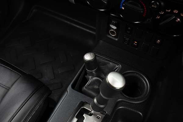 2014 Toyota FJ Cruiser GSJ15R